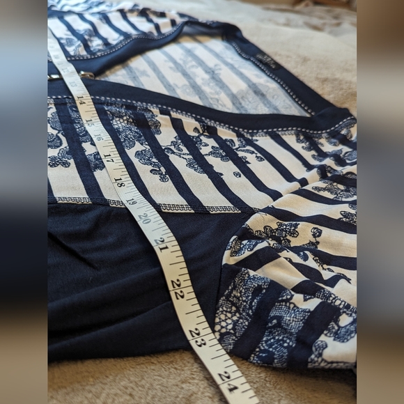 Vex navy/white striped zip-up cardigan XXL - Picture 2 of 9